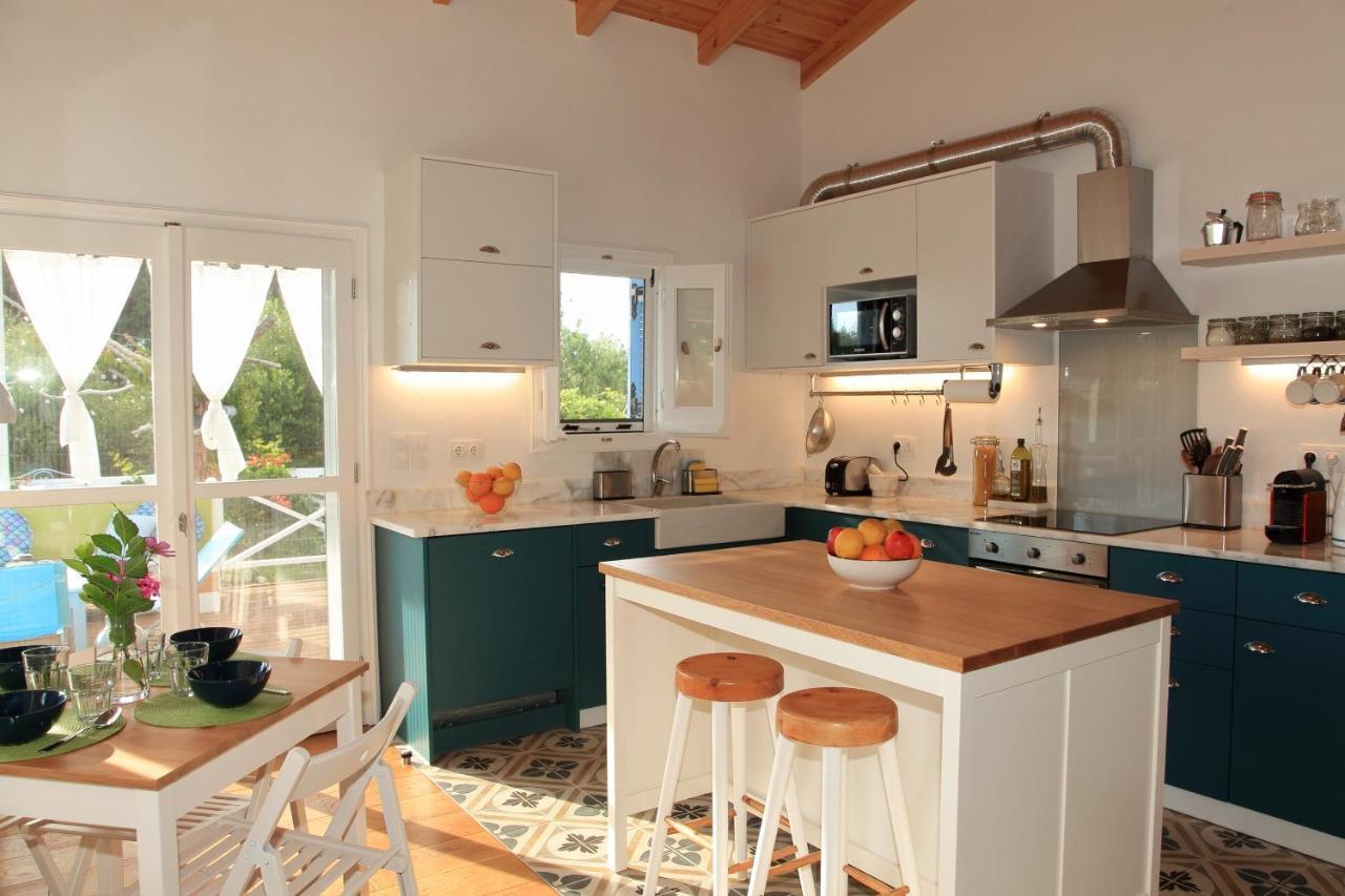 Blue Sky Cottage, Kanouli Beach Halikounas ภายนอก รูปภาพ