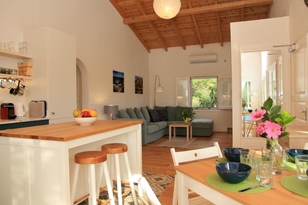 Blue Sky Cottage, Kanouli Beach Halikounas ภายนอก รูปภาพ