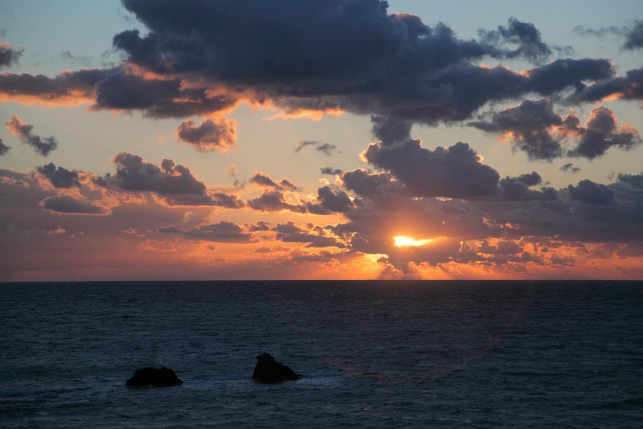 Blue Sky Cottage, Kanouli Beach Halikounas ภายนอก รูปภาพ