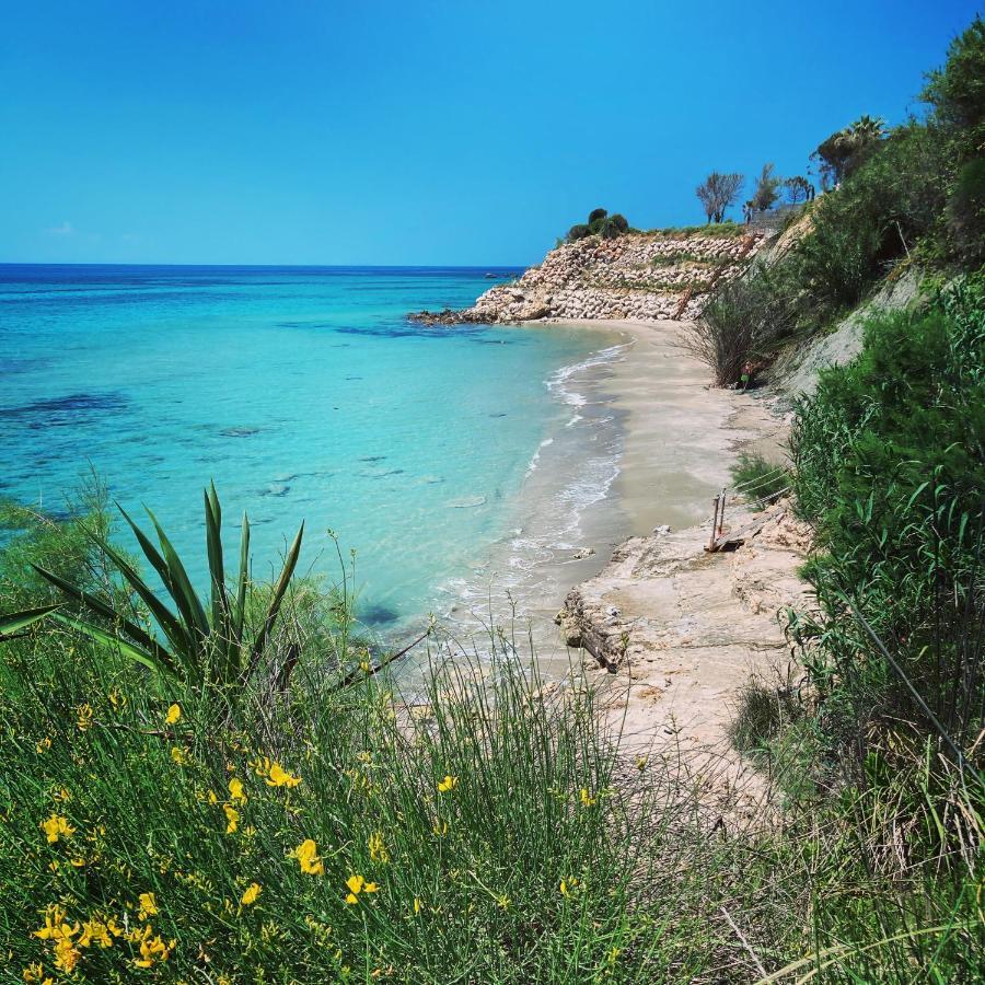Blue Sky Cottage, Kanouli Beach Halikounas ภายนอก รูปภาพ